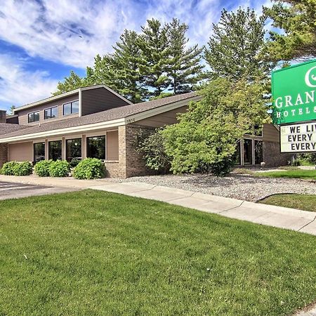 Blossom Hotel & Suites Traverse City Luaran gambar