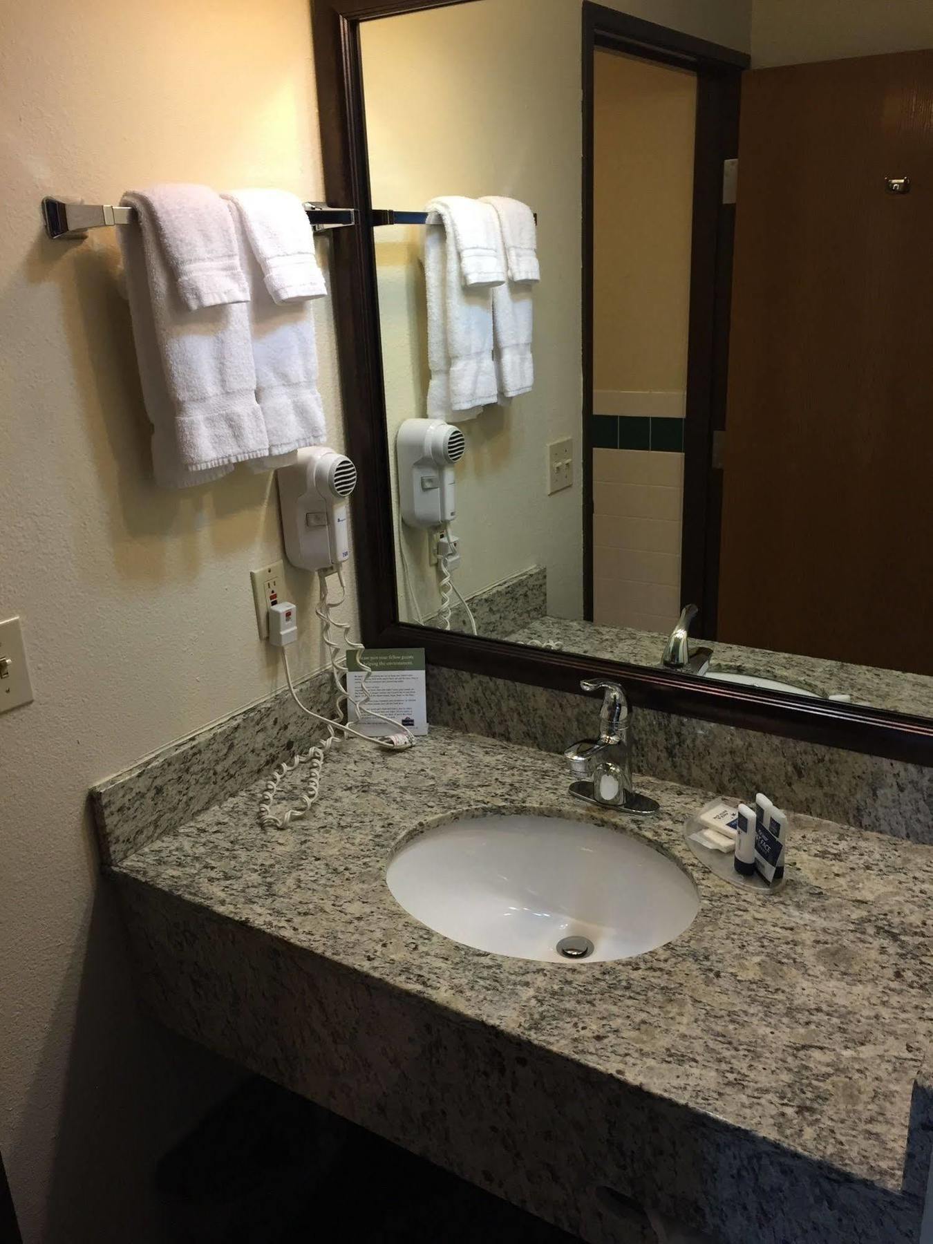 Blossom Hotel & Suites Traverse City Luaran gambar