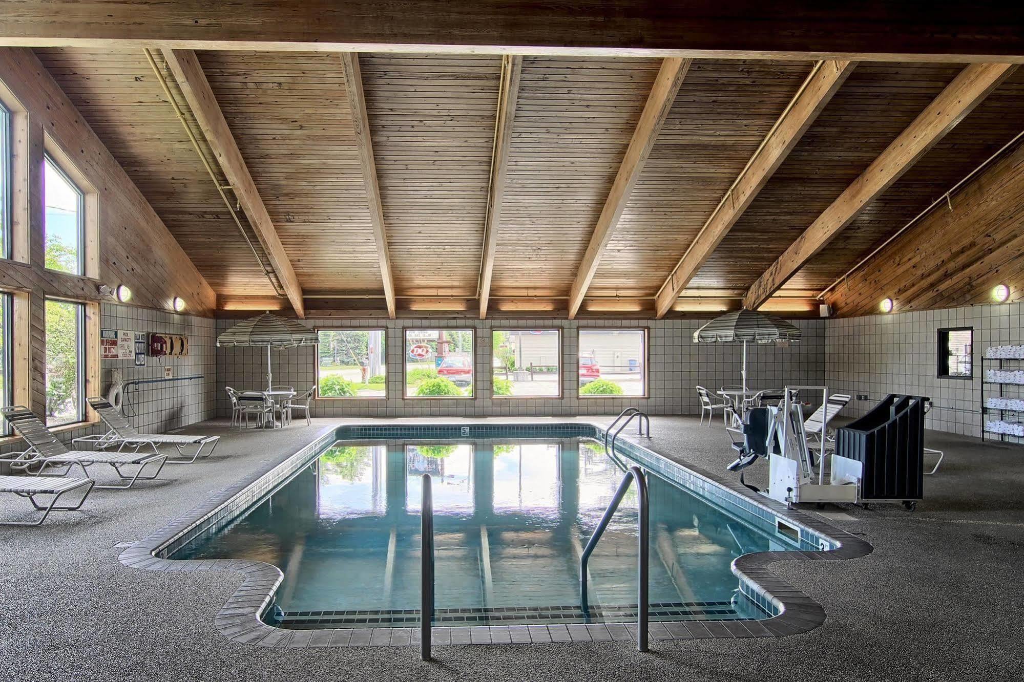 Blossom Hotel & Suites Traverse City Luaran gambar